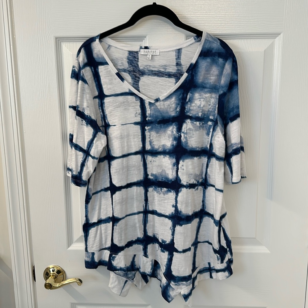 Habitat Tee Shirt Elbow Length Sleeves Uneventful Hemline Size Medium